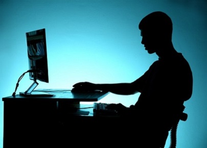 Philippines Online Criminals Profiting from Social Media